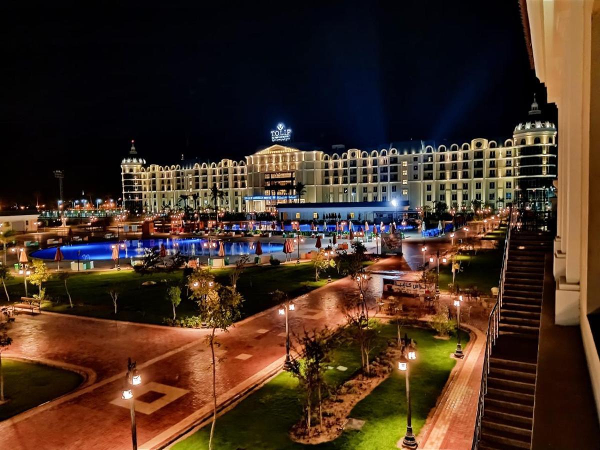 איסמעליה Tolip El Forsan Hotel מראה חיצוני תמונה The resort at night