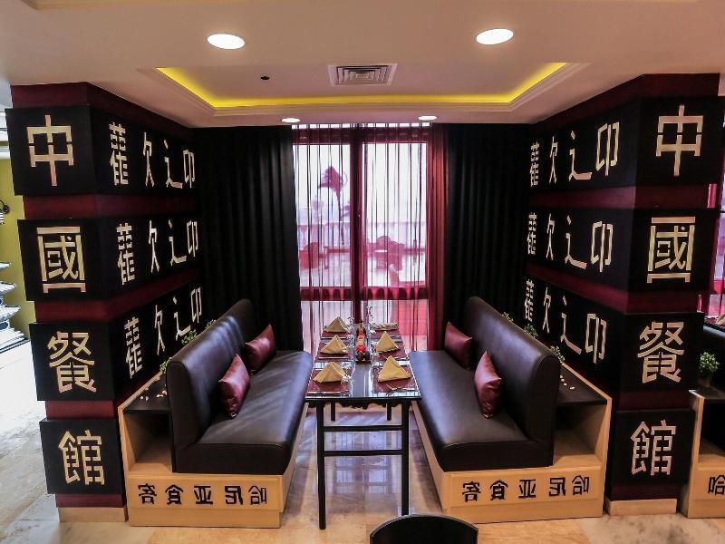 איסמעליה Tolip El Forsan Hotel מראה חיצוני תמונה Interior of a restaurant in Beijing